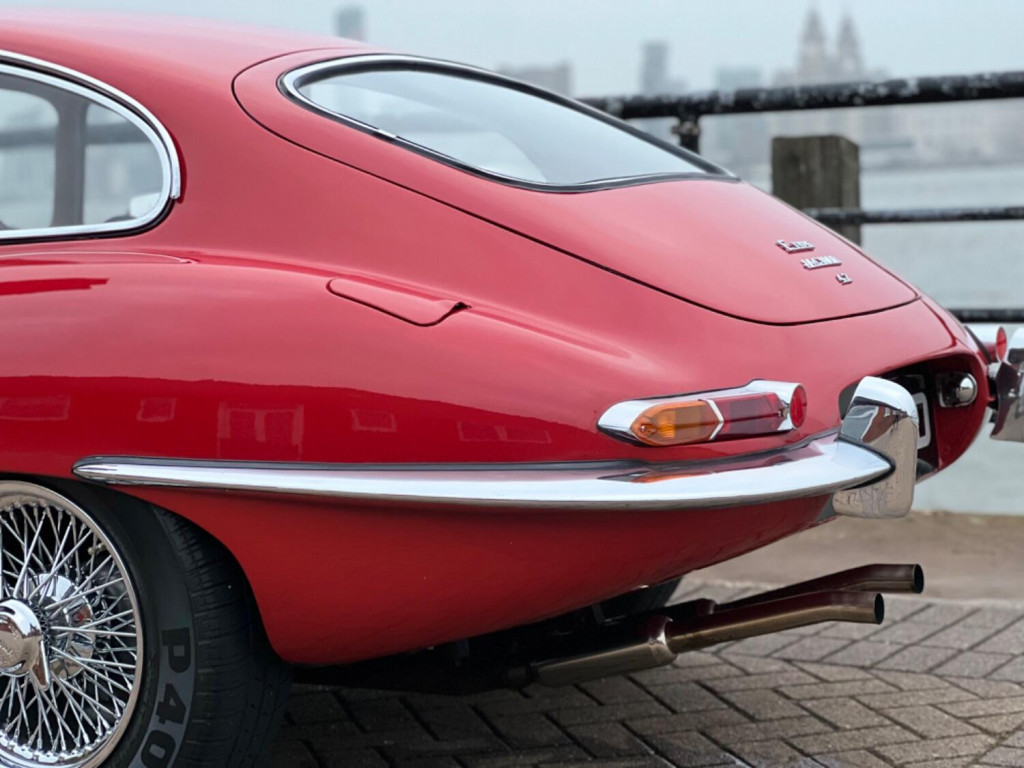 JAGUAR E-TYPE