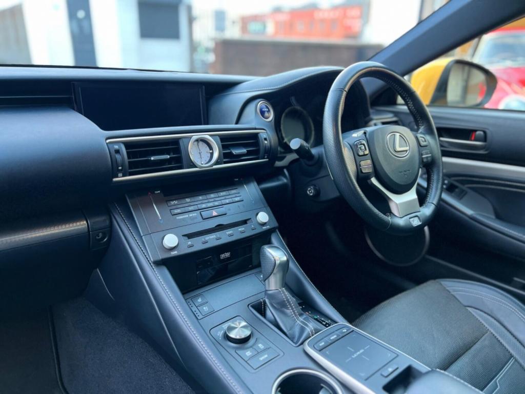 LEXUS RC