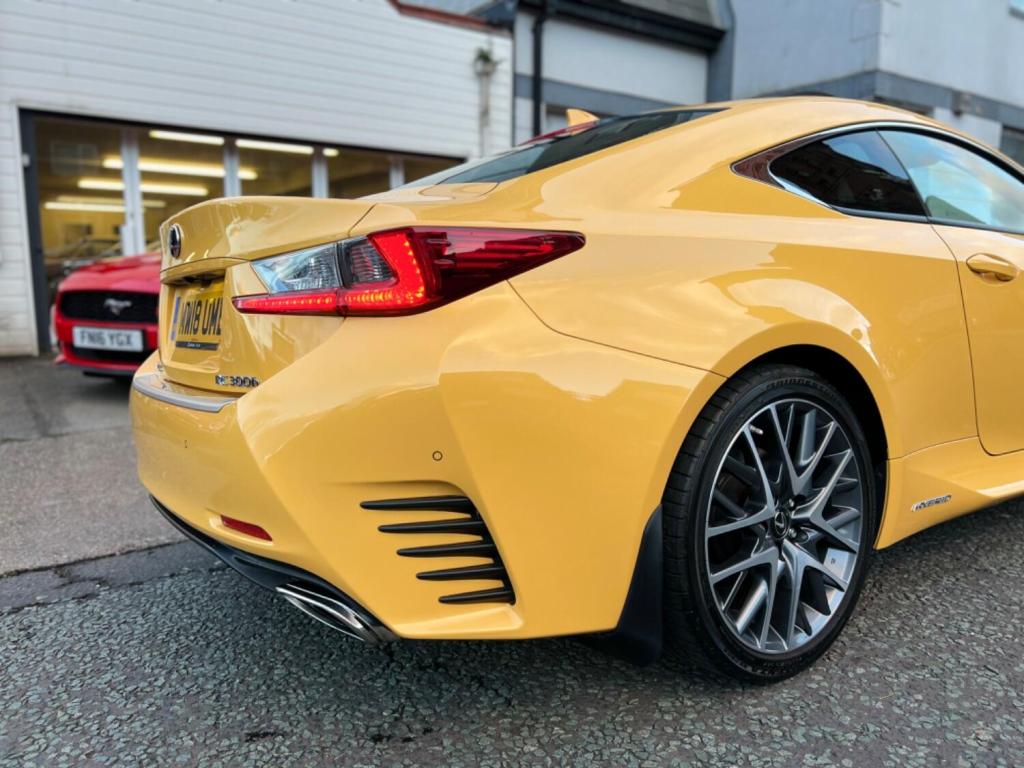 LEXUS RC