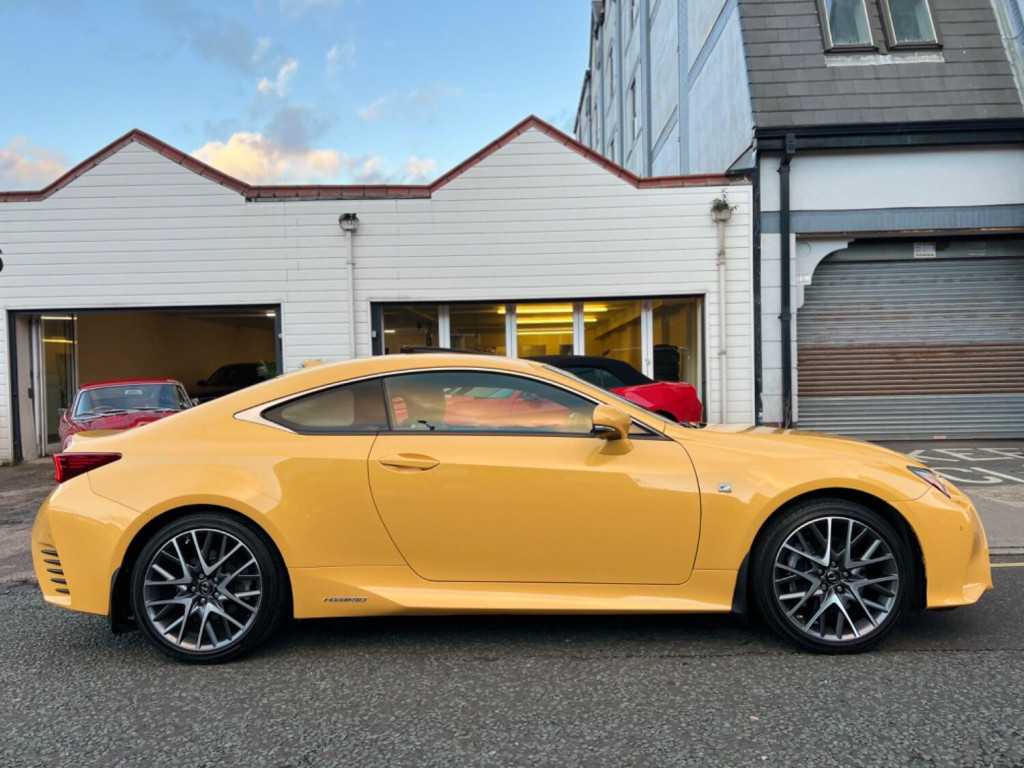 View LEXUS RC 2.5 300h F Sport
