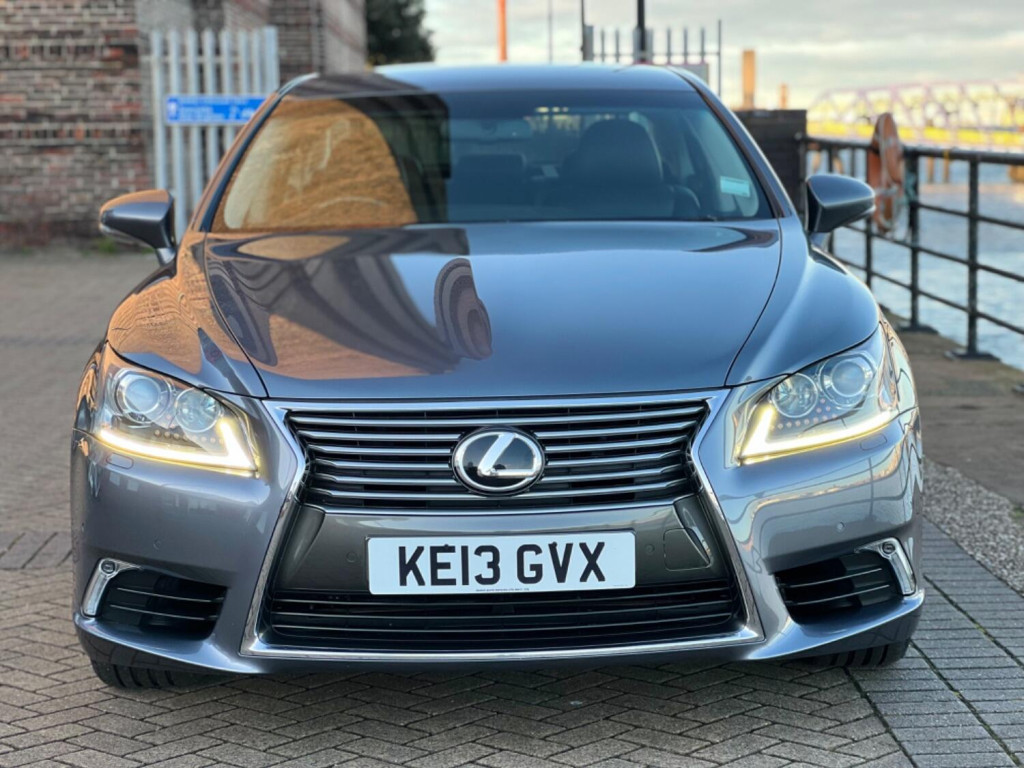 View LEXUS LS 4.6 460 V8 Luxury