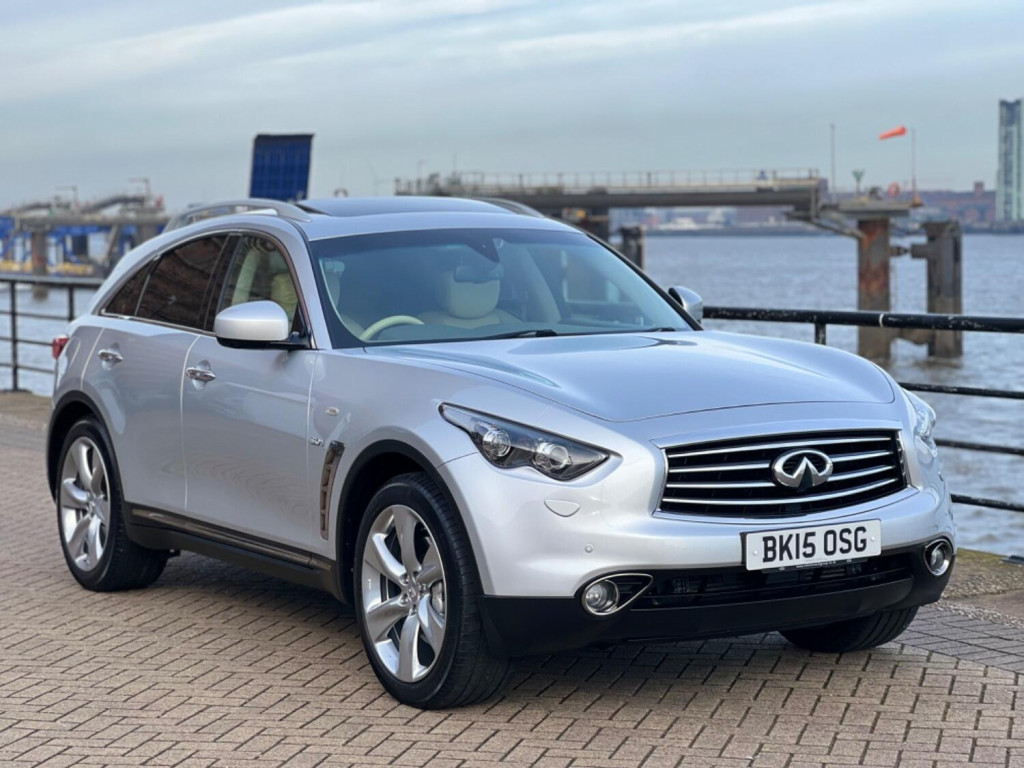 INFINITI QX70