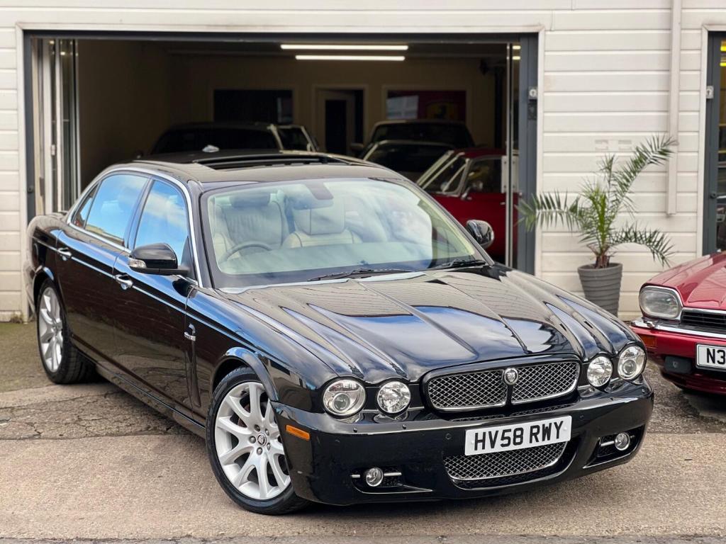 JAGUAR XJ