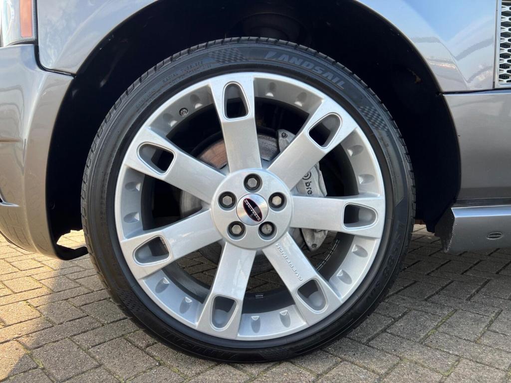 LAND ROVER RANGE ROVER