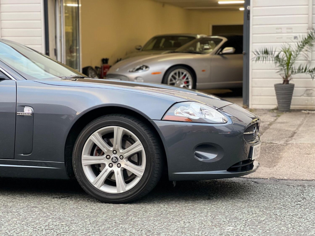 JAGUAR XK