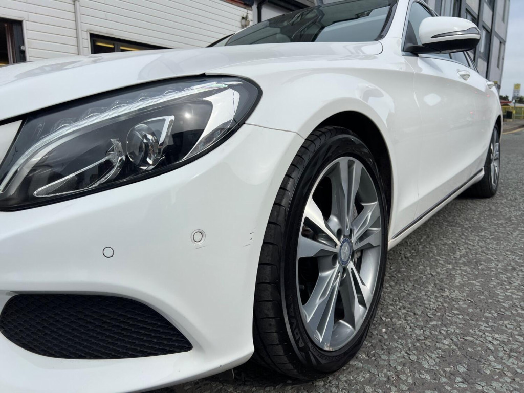 MERCEDES-BENZ C CLASS