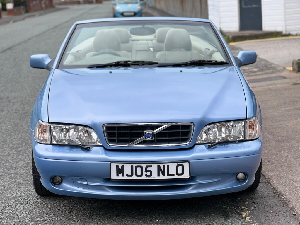 VOLVO C70