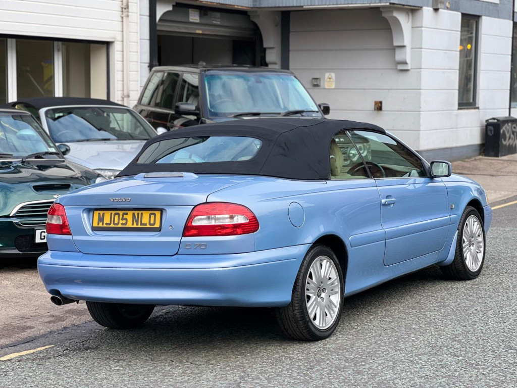 VOLVO C70