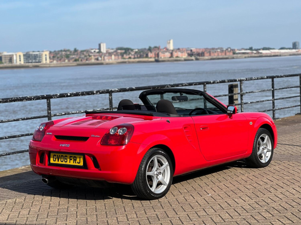 View TOYOTA MR2 1.8 VVT-i Roadster