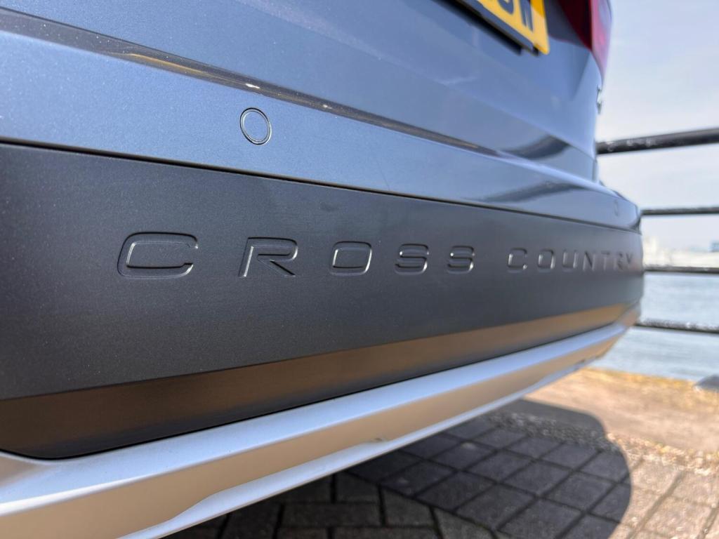 VOLVO V90 CROSS COUNTRY