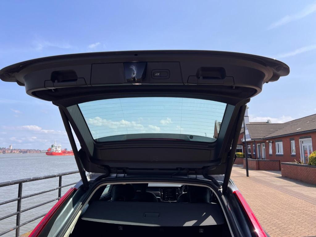 VOLVO V90 CROSS COUNTRY