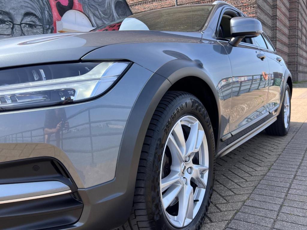 VOLVO V90 CROSS COUNTRY