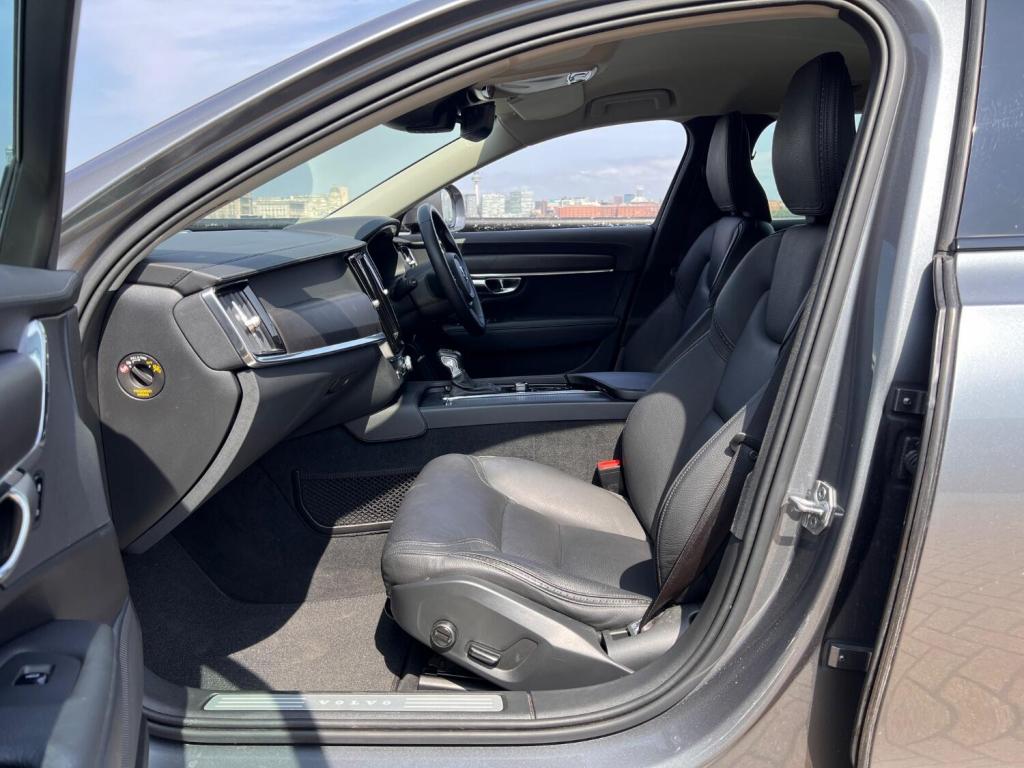 VOLVO V90 CROSS COUNTRY