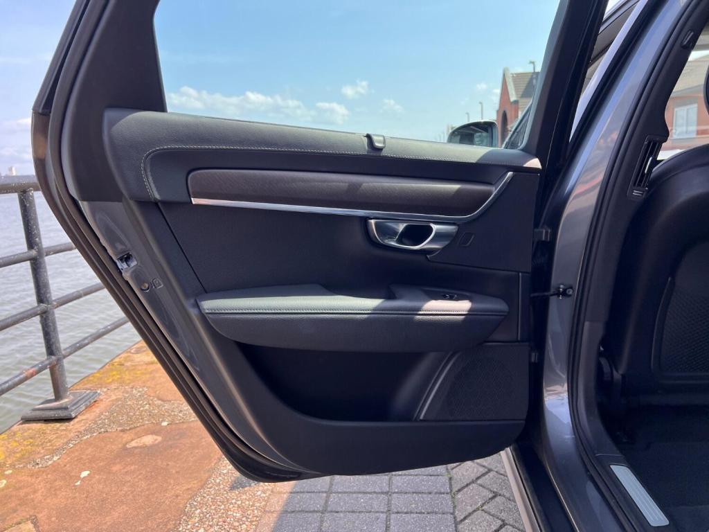 VOLVO V90 CROSS COUNTRY