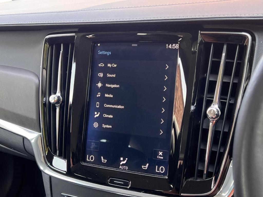 VOLVO V90 CROSS COUNTRY