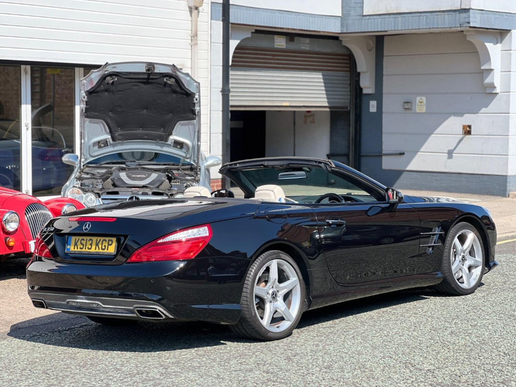 View MERCEDES-BENZ SL 3.5 SL350 V6 BlueEfficiency