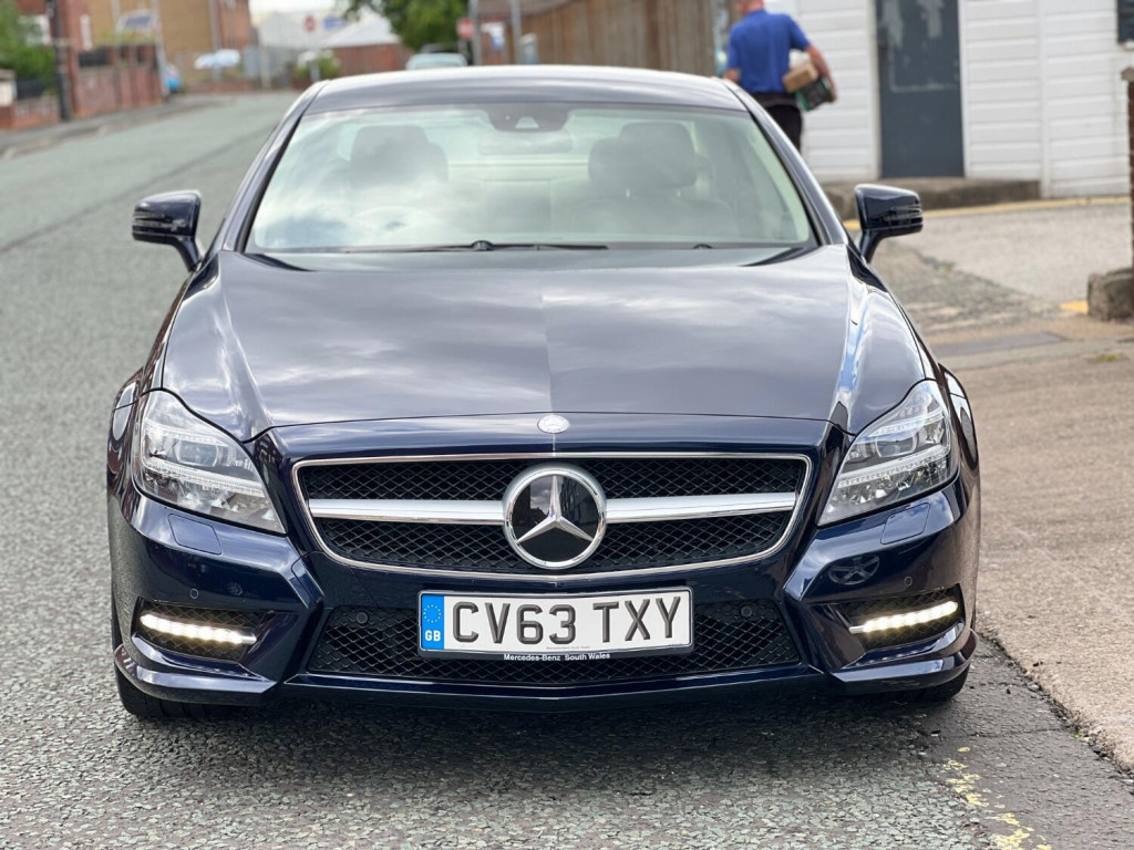 MERCEDES-BENZ CLS