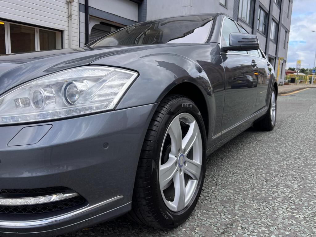 MERCEDES-BENZ S CLASS