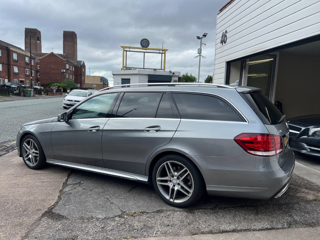 View MERCEDES-BENZ E CLASS 2.1 E220 CDI AMG Sport