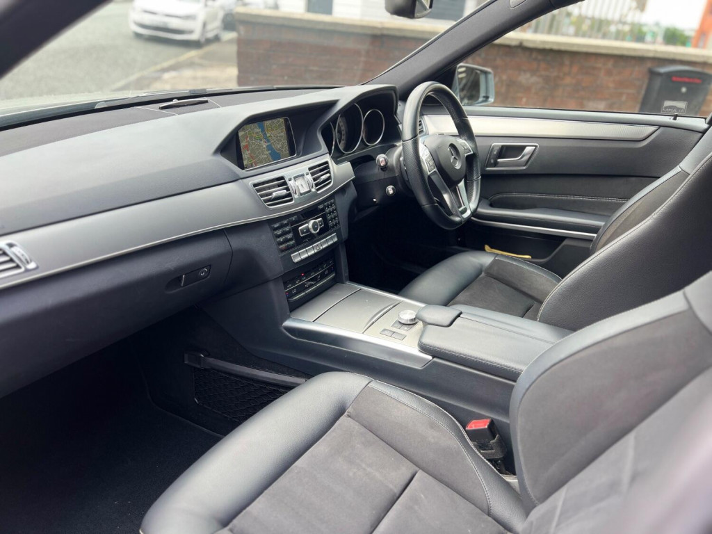 View MERCEDES-BENZ E CLASS 2.1 E220 CDI AMG Sport