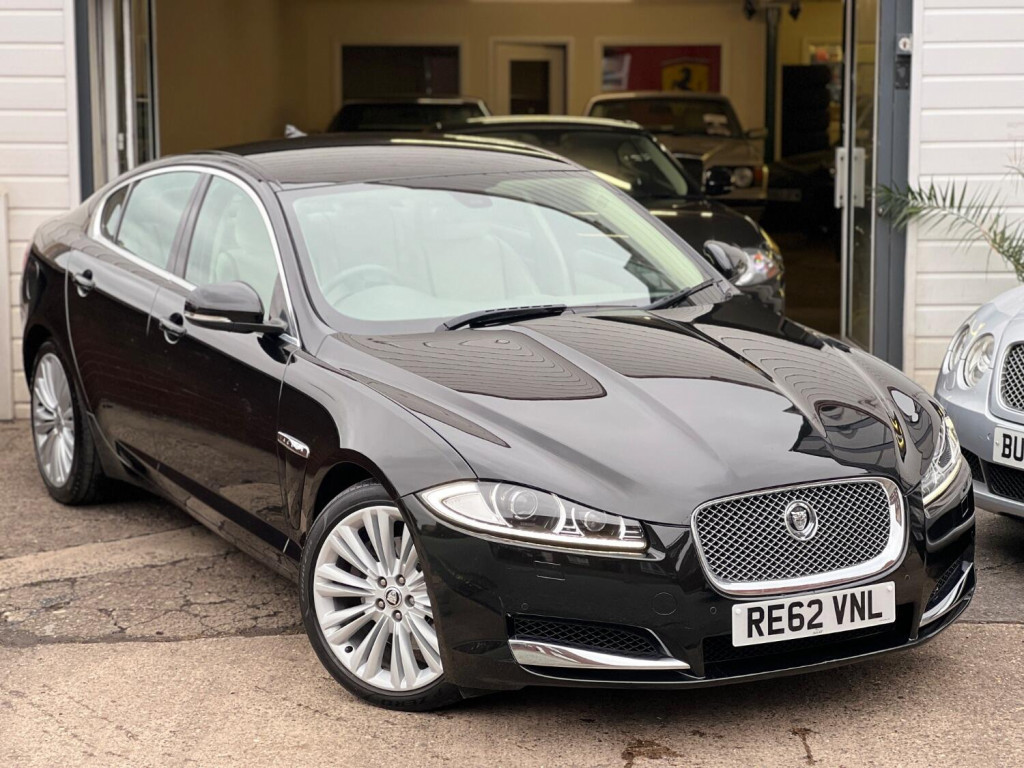 View JAGUAR XF 3.0 d V6 Portfolio