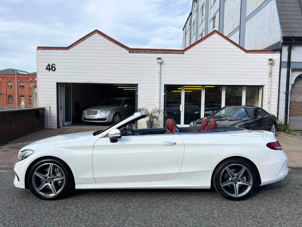 View MERCEDES-BENZ C CLASS 2.0 C300 AMG Line