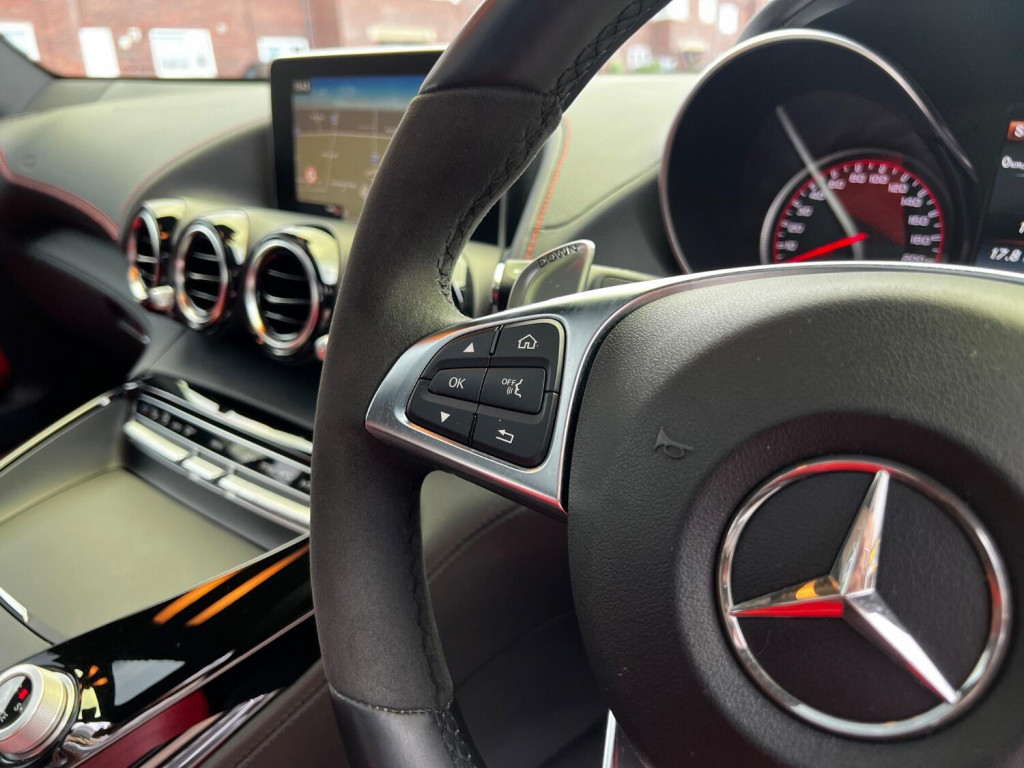 MERCEDES-BENZ AMG GT