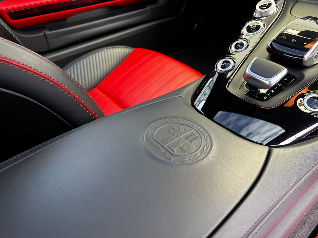 MERCEDES-BENZ AMG GT