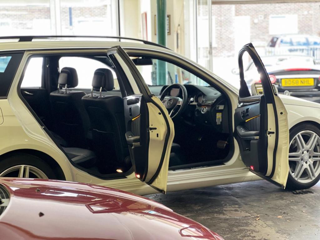 MERCEDES-BENZ E CLASS