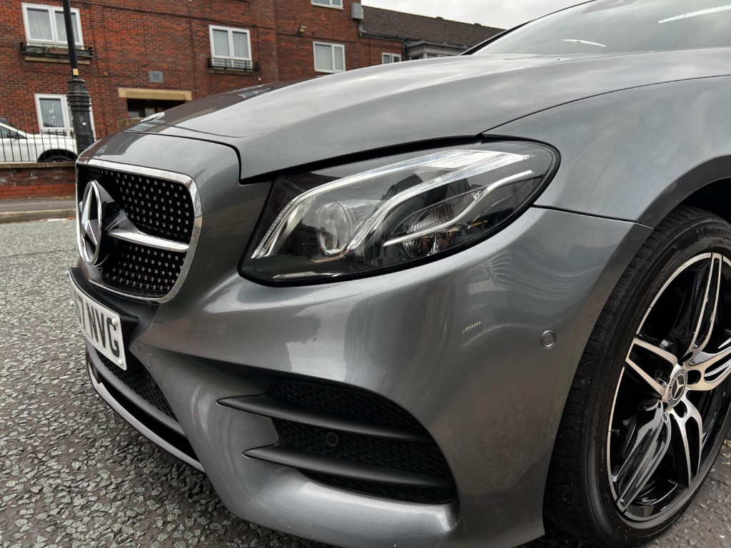 MERCEDES-BENZ E CLASS