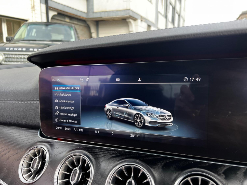 MERCEDES-BENZ E CLASS