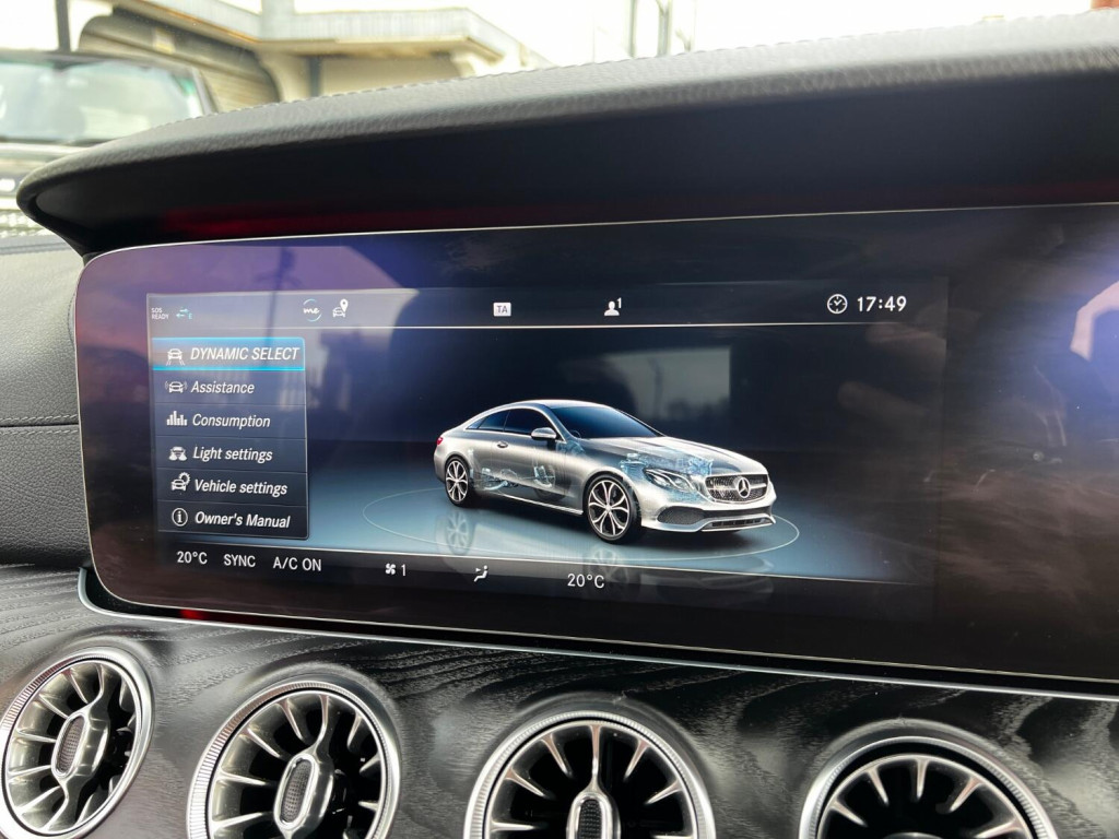 MERCEDES-BENZ E CLASS