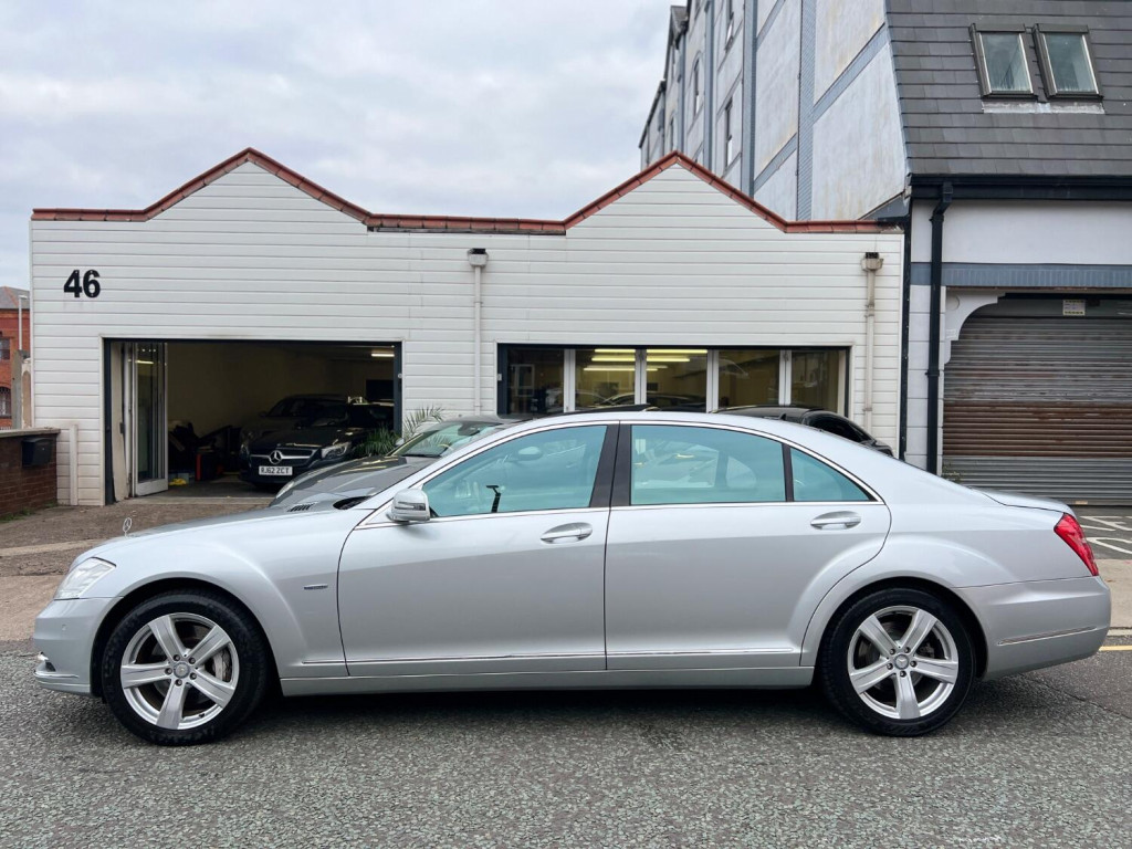 MERCEDES-BENZ S CLASS