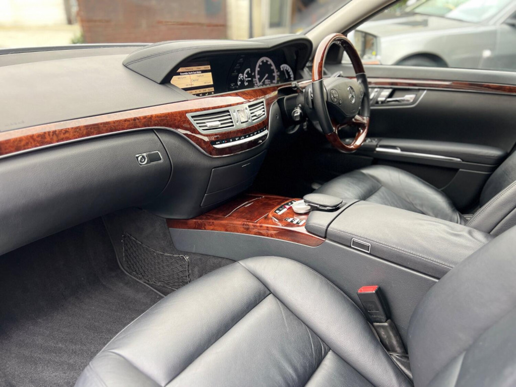 MERCEDES-BENZ S CLASS