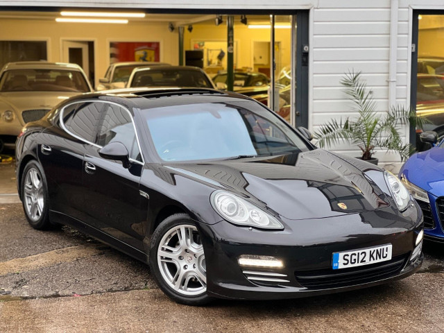 PORSCHE PANAMERA 4.8 V8 4S