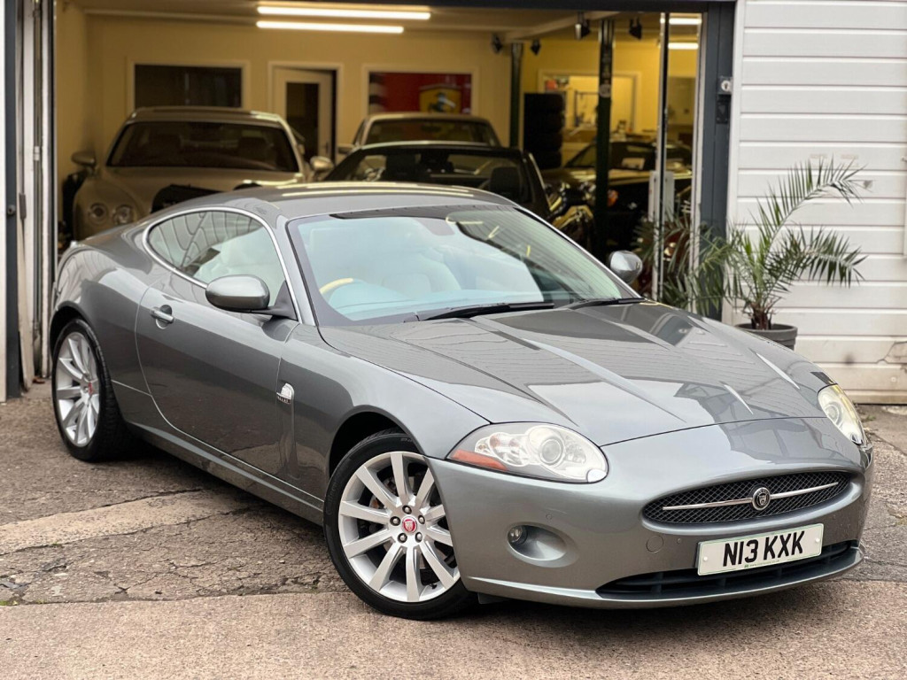 View JAGUAR XK 4.2 V8