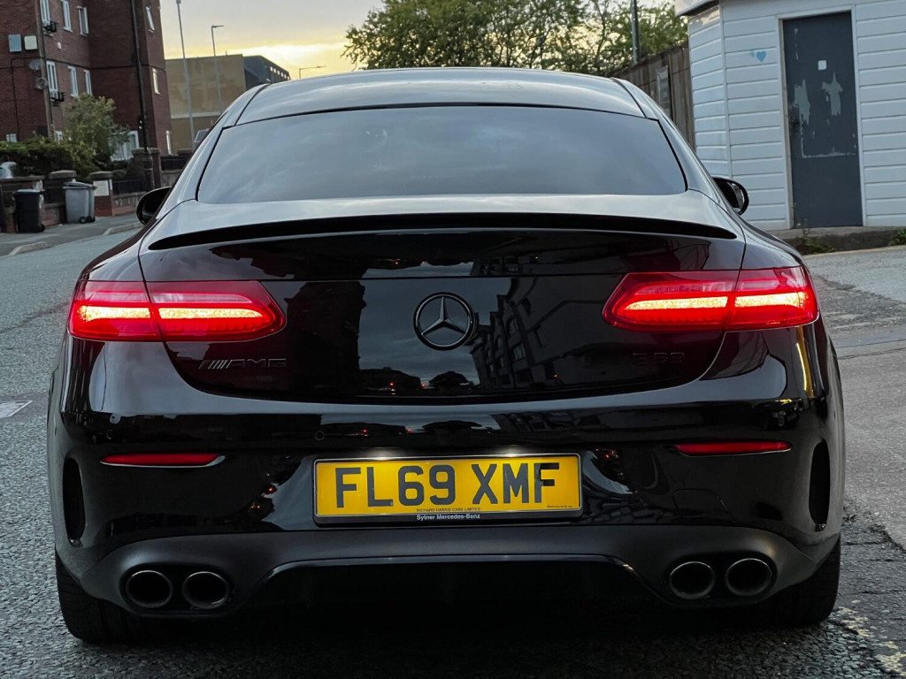 MERCEDES-BENZ E CLASS