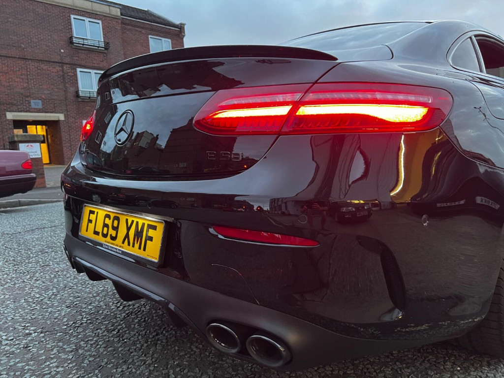 MERCEDES-BENZ E CLASS