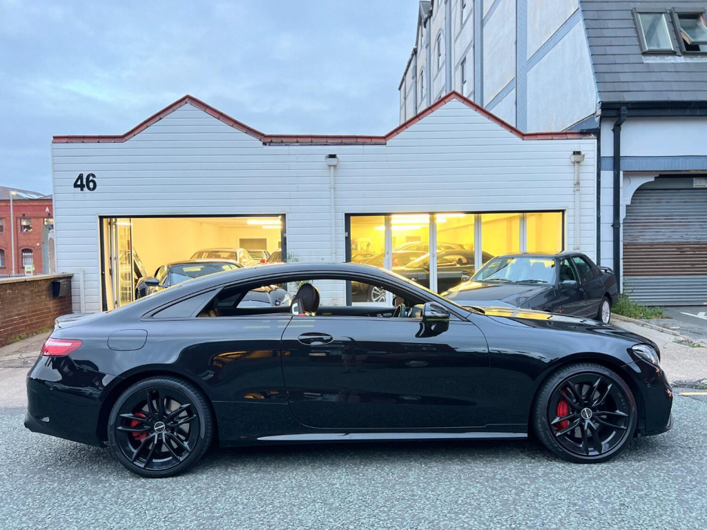 View MERCEDES-BENZ E CLASS 3.0 E53 MHEV EQ Boost AMG