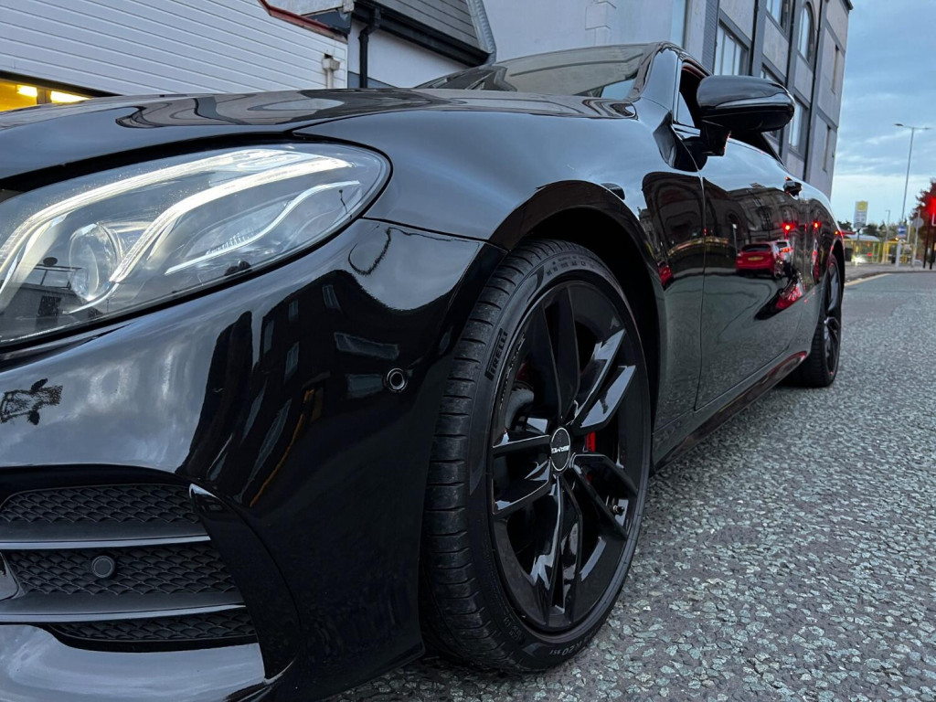 MERCEDES-BENZ E CLASS