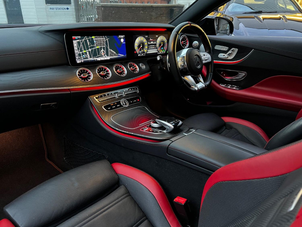 MERCEDES-BENZ E CLASS