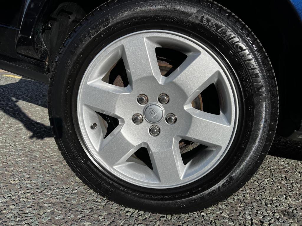 LAND ROVER DISCOVERY 3