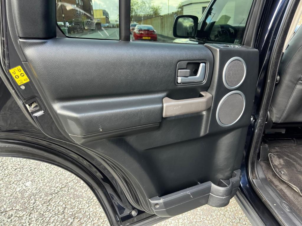 LAND ROVER DISCOVERY 3