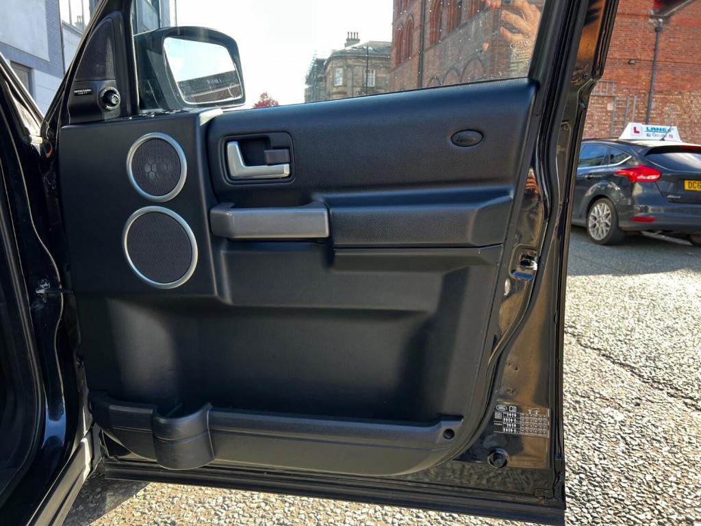 LAND ROVER DISCOVERY 3