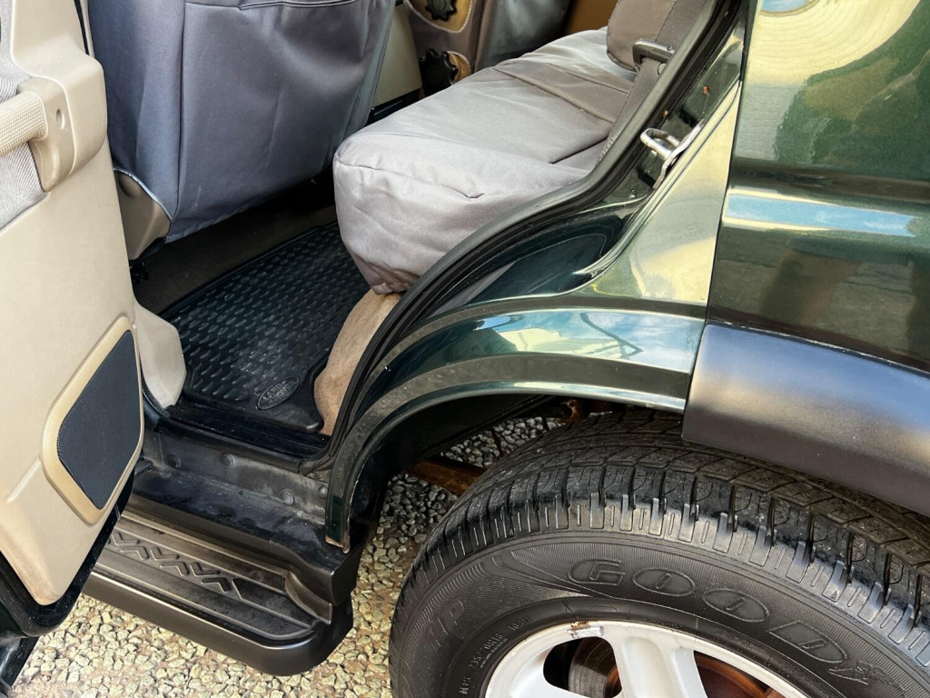 LAND ROVER DISCOVERY