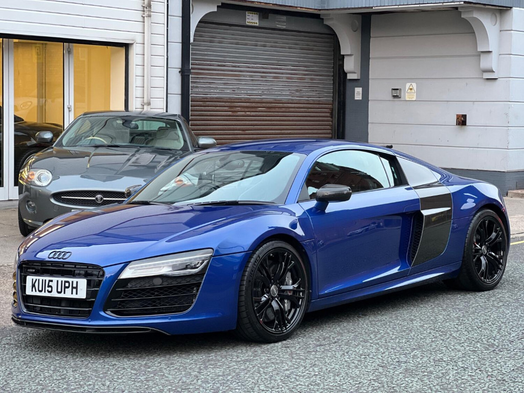 View AUDI R8 5.2 FSI V10 Plus