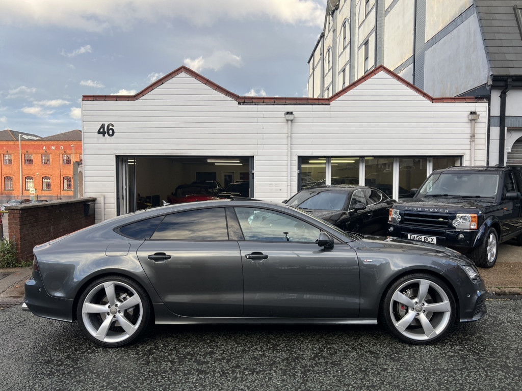 View AUDI A7 3.0 TFSI V6 Black Edition