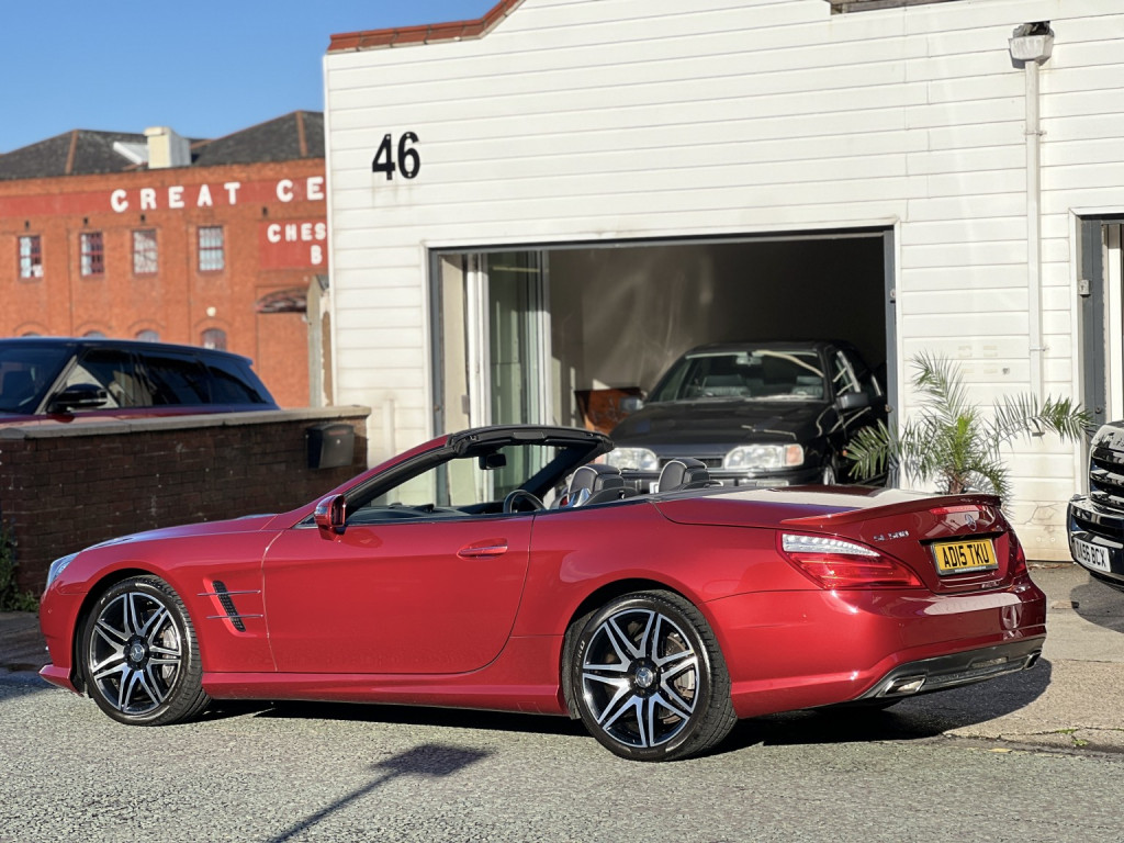 View MERCEDES-BENZ SL 4.7 SL500 AMG Sport