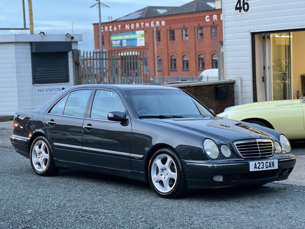 MERCEDES-BENZ E CLASS