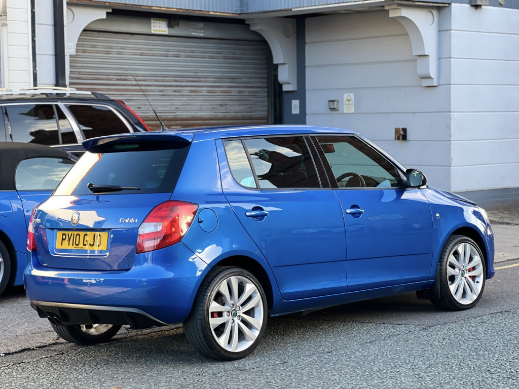 View SKODA FABIA 1.4 TSI vRS